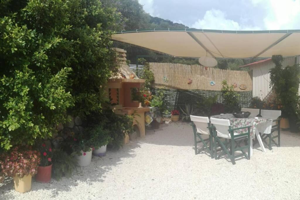 Villa Hara Agia Efimia Luaran gambar