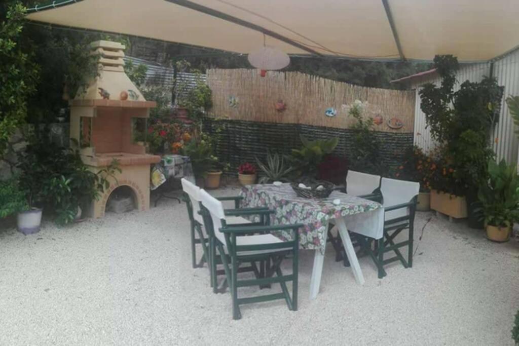 Villa Hara Agia Efimia Luaran gambar